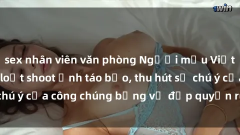 sex nhân viên văn phòng Người mẫu Việt Nam gây sốt với loạt shoot ảnh táo bạo, thu hút sự chú ý của công chúng bằng vẻ đẹp quyến rũ và gợi cảm.
